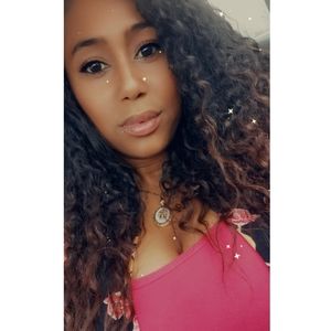 Meet your Posher, Kimberly